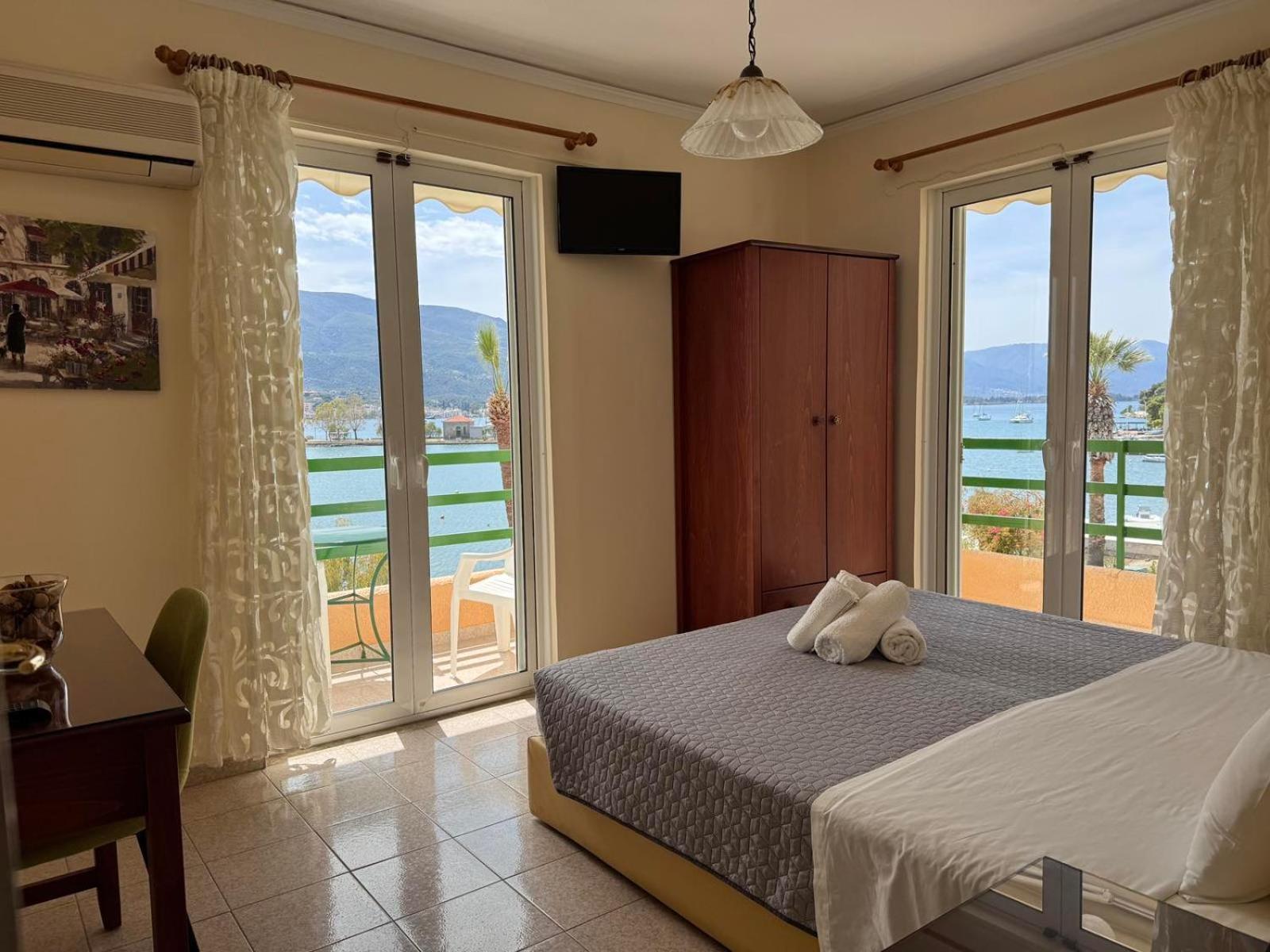 Matrona Apartments Πόρος Εξωτερικό φωτογραφία