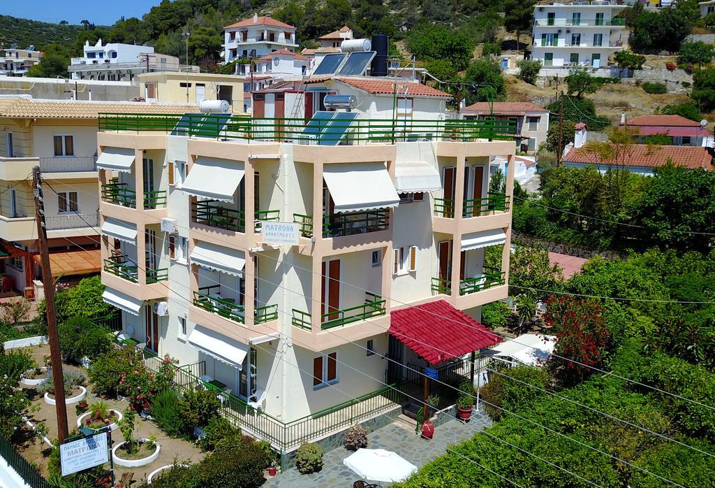 Matrona Apartments Πόρος Εξωτερικό φωτογραφία