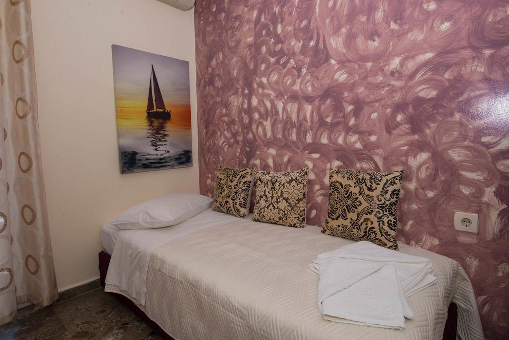Matrona Apartments Πόρος Εξωτερικό φωτογραφία