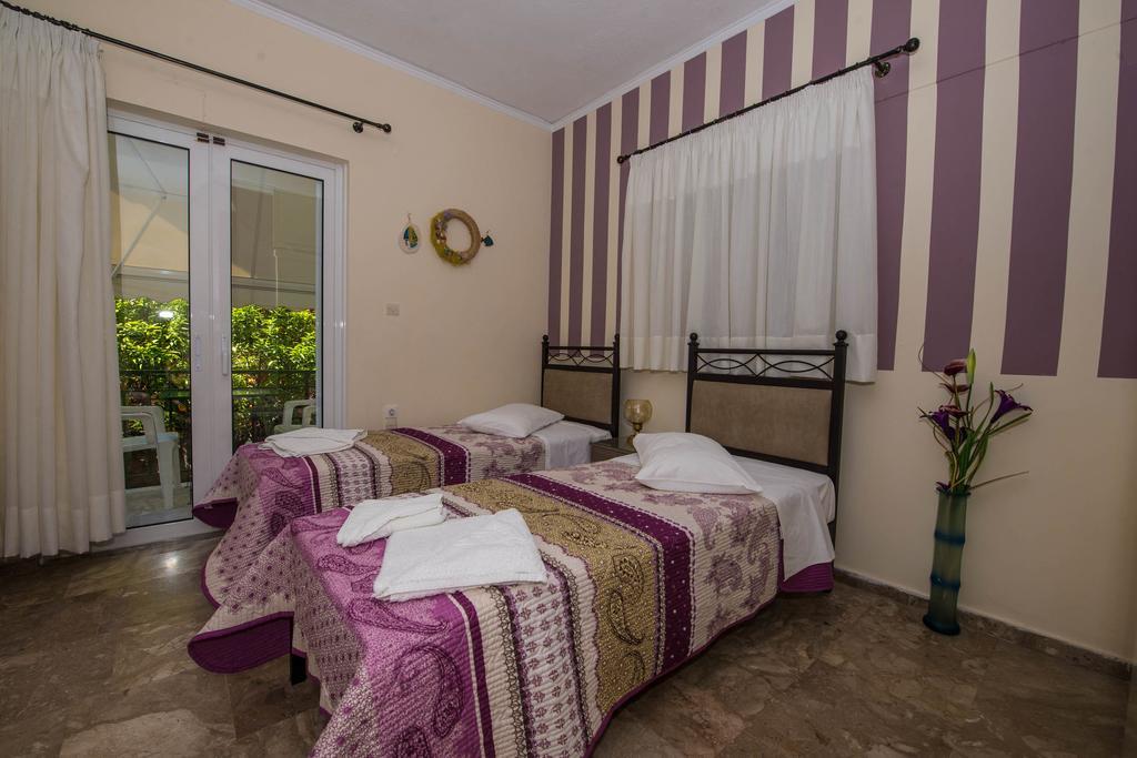 Matrona Apartments Πόρος Εξωτερικό φωτογραφία