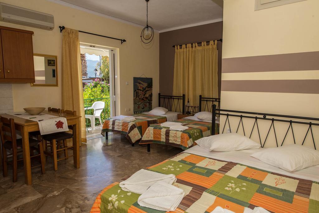 Matrona Apartments Πόρος Εξωτερικό φωτογραφία